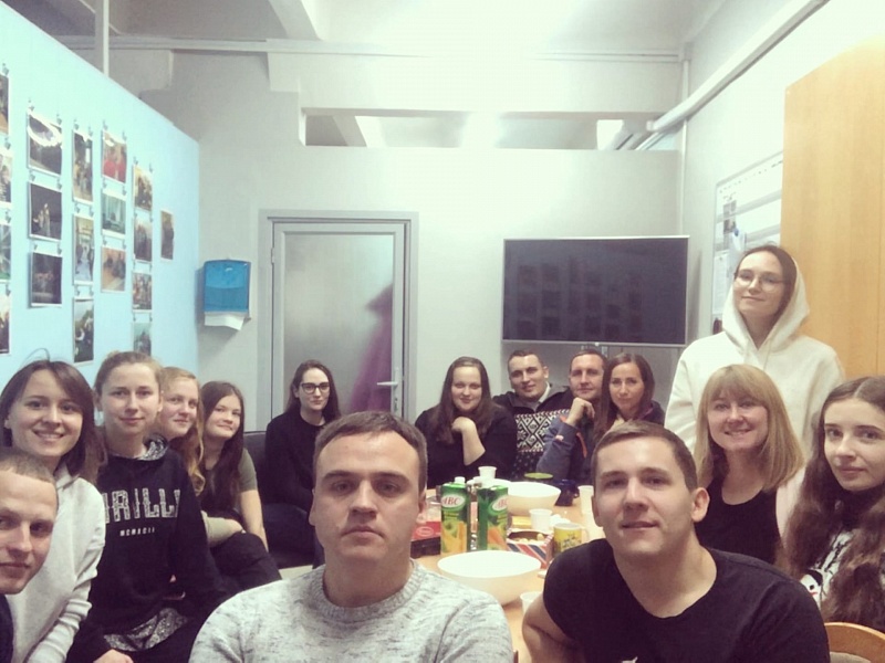 Ежемесячные встречи с волонтерами 