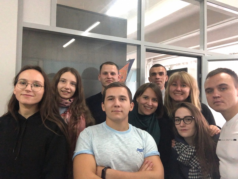 Ежемесячные встречи с волонтерами 