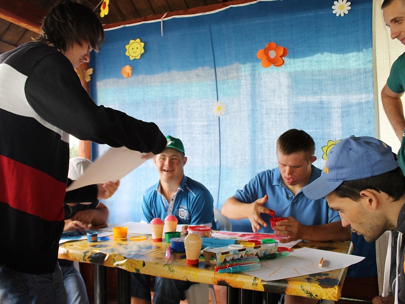Independence Days for Volunteers