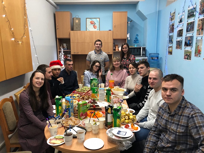 Ежемесячные встречи с волонтерами 